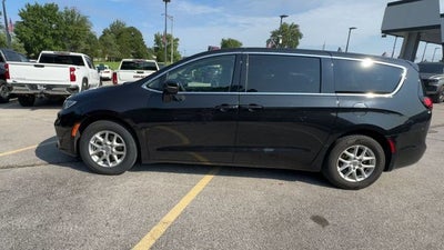 2023 Chrysler Pacifica Touring L FWD