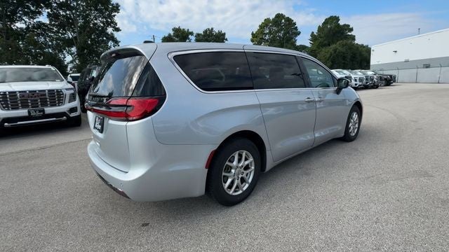 2023 Chrysler Pacifica Touring L FWD