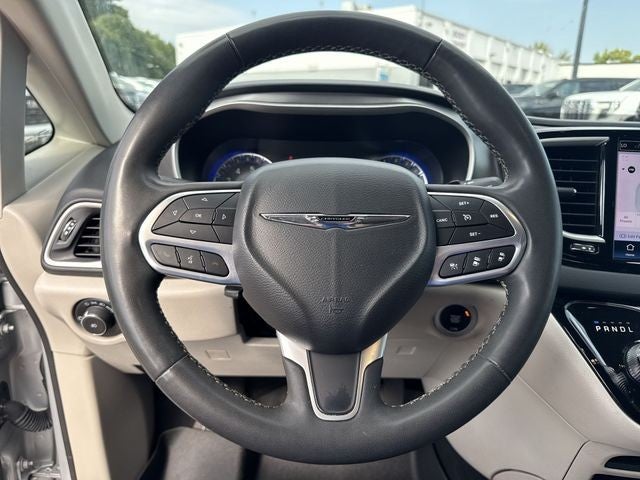 2023 Chrysler Pacifica Touring L FWD