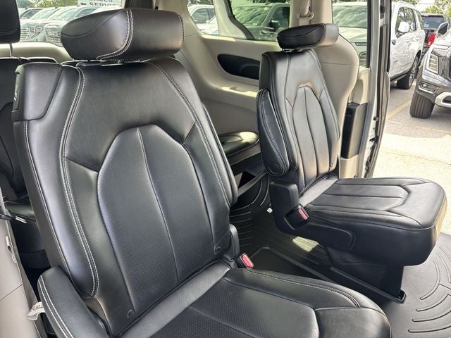 2023 Chrysler Pacifica Touring L FWD