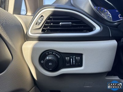 2024 Chrysler Pacifica Touring L FWD