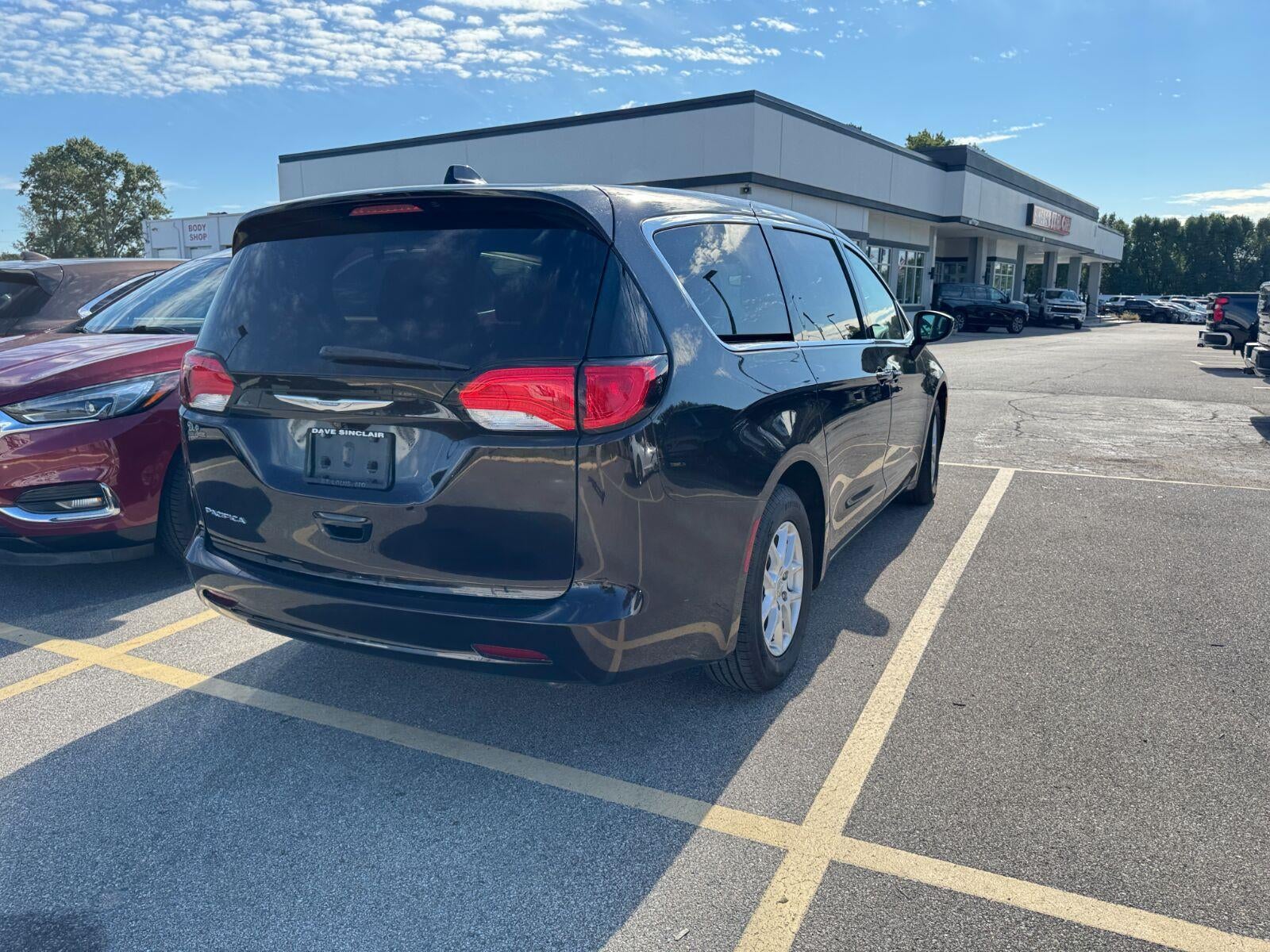 2017 Chrysler Pacifica Touring 4dr Wgn