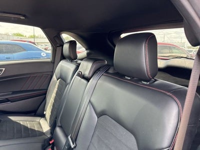 2022 Ford Edge ST Line