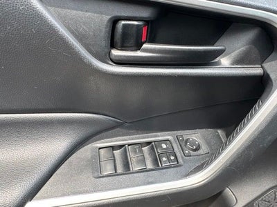 2020 Toyota RAV4 LE FWD