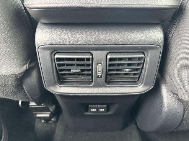 2025 Toyota RAV4 XLE AWD (Natl)