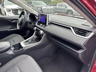2025 Toyota RAV4 XLE AWD (Natl)