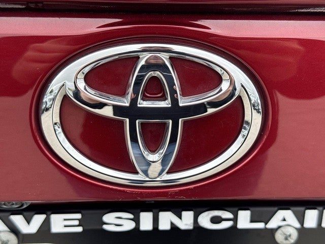 2025 Toyota RAV4 XLE AWD (Natl)