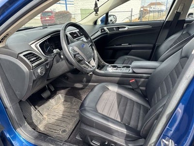 2017 Ford Fusion SE FWD