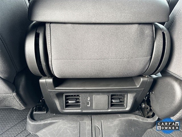 2024 Chevrolet Silverado 1500 4WD Crew Cab 147" Custom