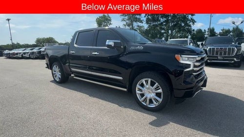 2025 Chevrolet Silverado 1500 4WD Crew Cab 147" High Country