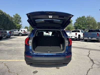 2022 GMC Terrain FWD 4dr SLE