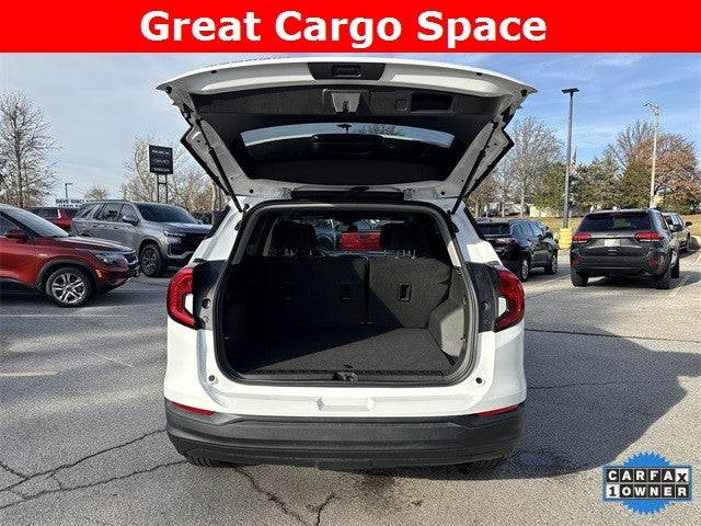 2022 GMC Terrain FWD 4dr SLE