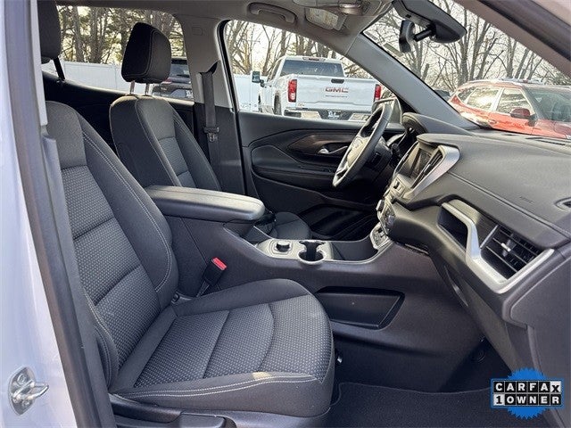 2022 GMC Terrain FWD 4dr SLE