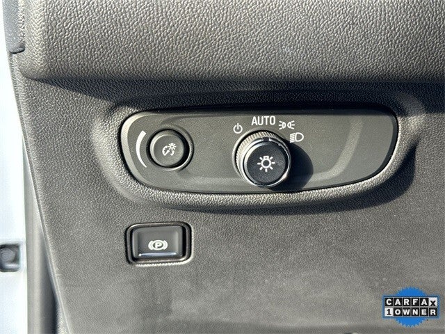 2022 GMC Terrain FWD 4dr SLE