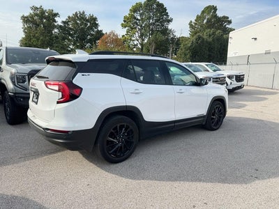 2024 GMC Terrain FWD 4dr SLT