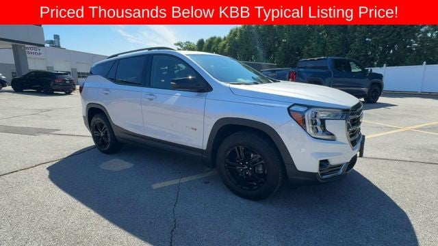 2023 GMC Terrain AWD 4dr AT4