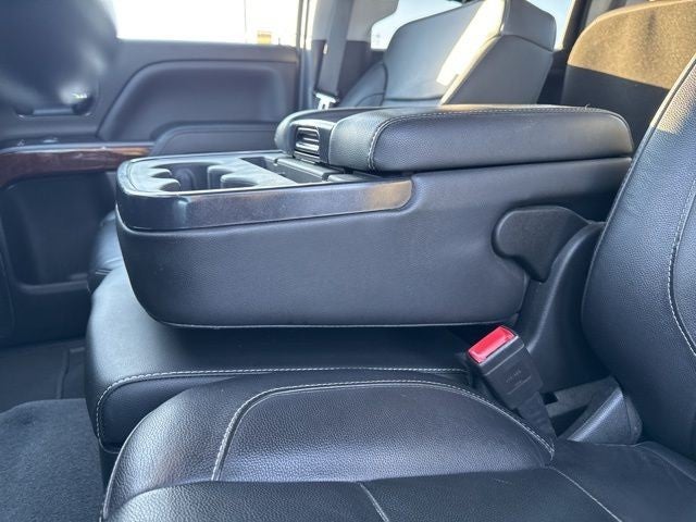 2018 GMC Sierra 1500 4WD Crew Cab 143.5" SLT