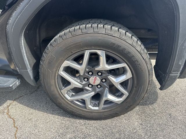 2023 GMC Sierra 1500 4WD Crew Cab 147" SLT