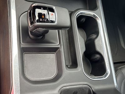 2023 GMC Sierra 1500 4WD Crew Cab 147" SLT