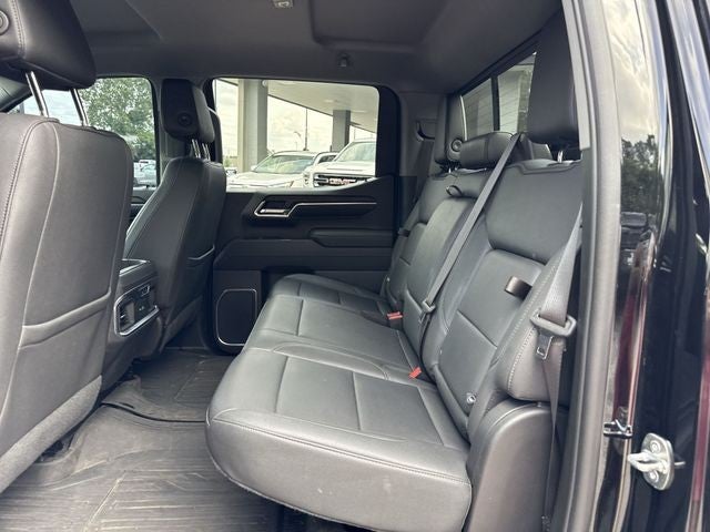 2023 GMC Sierra 1500 4WD Crew Cab 147" SLT