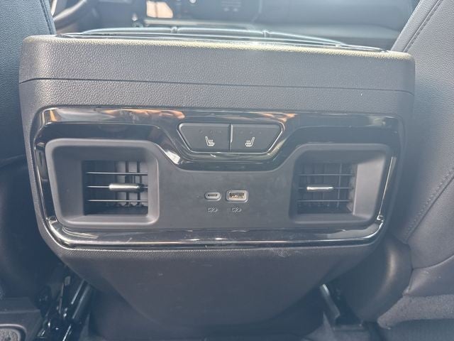 2024 GMC Sierra 1500 4WD Crew Cab 147" AT4