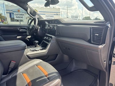 2024 GMC Sierra 1500 4WD Crew Cab 147" AT4