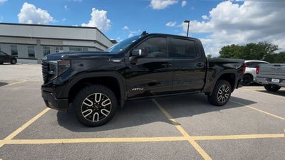 2024 GMC Sierra 1500 4WD Crew Cab 147" AT4