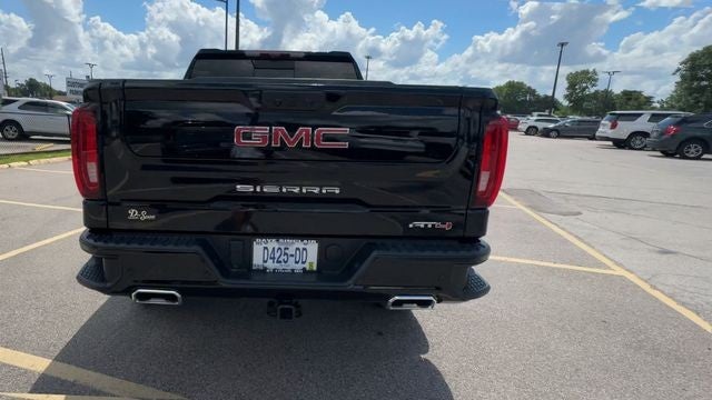 2024 GMC Sierra 1500 4WD Crew Cab 147" AT4
