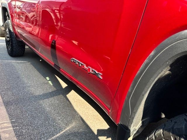 2022 GMC Sierra 1500 4WD Crew Cab 147" AT4X