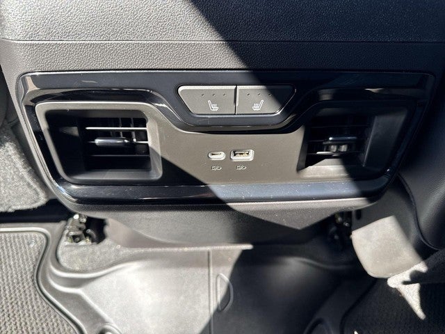 2022 GMC Sierra 1500 4WD Crew Cab 147" AT4X