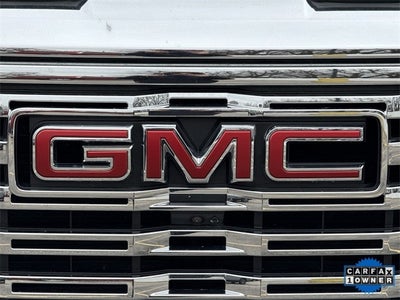 2023 GMC Sierra 1500 4WD Crew Cab 147" Denali