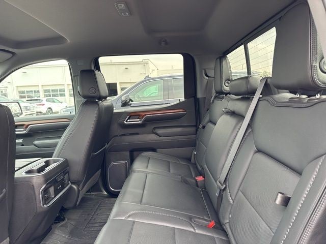 2023 GMC Sierra 1500 4WD Crew Cab 147" Denali