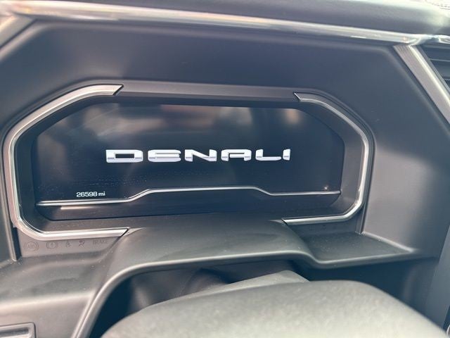 2023 GMC Sierra 1500 4WD Crew Cab 147" Denali