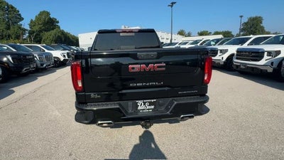 2022 GMC Sierra 1500 4WD Crew Cab 147" Denali