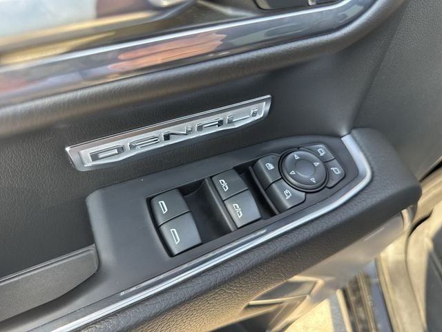 2022 GMC Sierra 1500 4WD Crew Cab 147" Denali