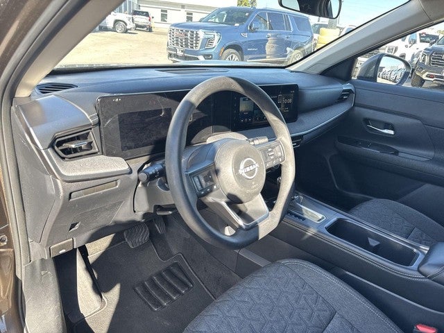 2025 Nissan Kicks SV AWD