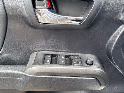 2020 Toyota Tacoma 4WD SR5 Double Cab 5' Bed V6 AT