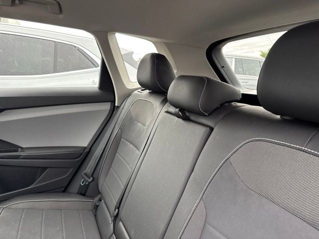 2024 Volkswagen Taos SE FWD