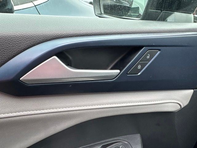 2024 Volkswagen Taos SE FWD