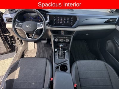 2024 Volkswagen Taos SE FWD