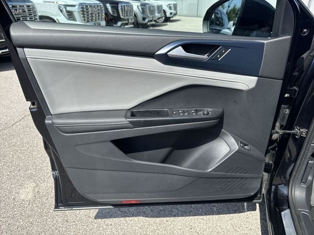 2024 Volkswagen Taos SE FWD