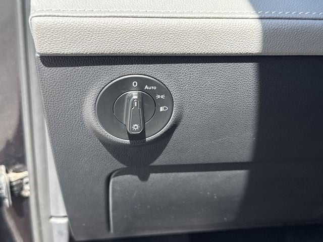 2024 Volkswagen Taos SE FWD