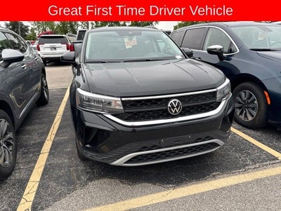2024 Volkswagen Taos SE FWD