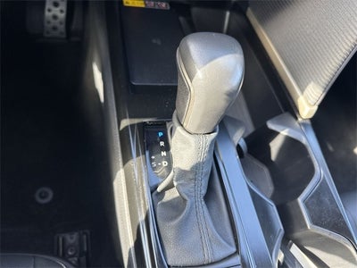 2025 Toyota Camry SE (Natl)