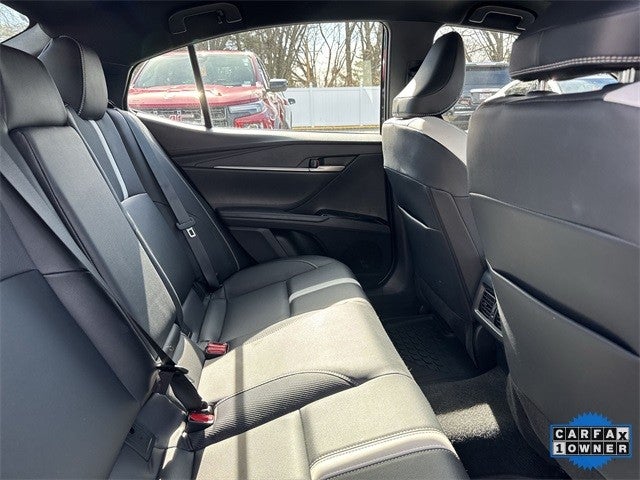 2025 Toyota Camry SE (Natl)