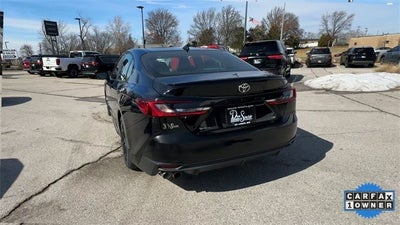 2025 Toyota Camry SE (Natl)