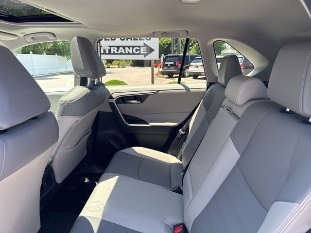 2024 Toyota RAV4 Hybrid XLE Premium AWD (Natl)