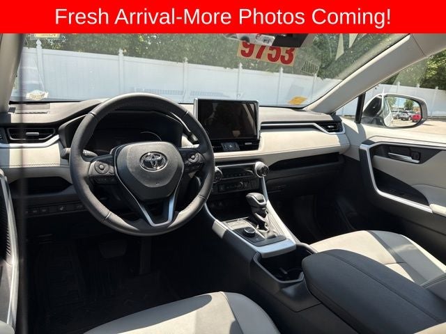 2024 Toyota RAV4 Hybrid XLE Premium AWD (Natl)