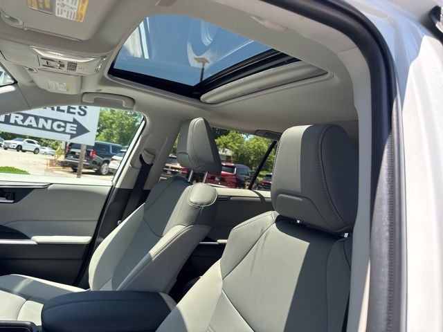 2024 Toyota RAV4 Hybrid XLE Premium AWD (Natl)