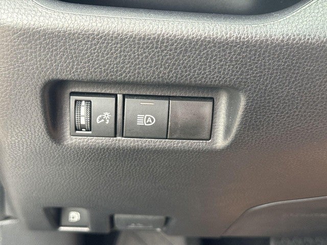2025 Toyota RAV4 Hybrid LE AWD (Natl)